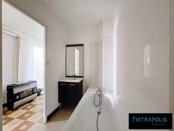 T4- 73,50M2- RUE GREUZE