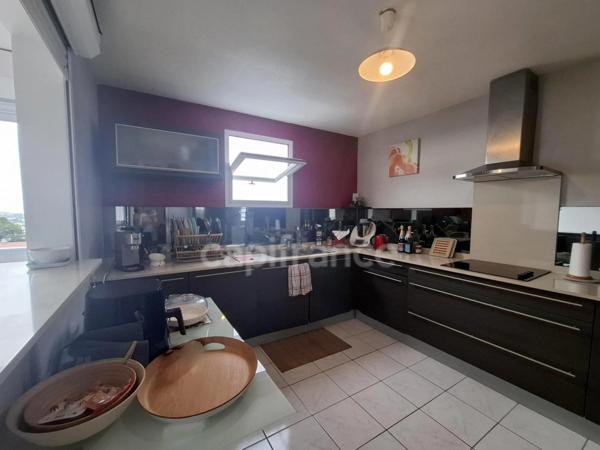 À vendre – Bel Appartement T3 avec terrasse, vue mer et montagne – Acajou - Le Lamentin