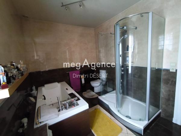 Maison à SAINT-GEORGES-DES-GROSEILLERS, 61100 - 10 pièces 193m²