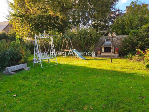 Maison à SAINT-GEORGES-DES-GROSEILLERS, 61100 - 10 pièces 193m²