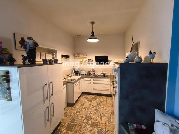 Maison à SAINT-GEORGES-DES-GROSEILLERS, 61100 - 10 pièces 193m²