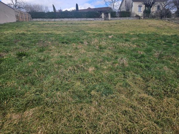 Terrain constructible 844 m2