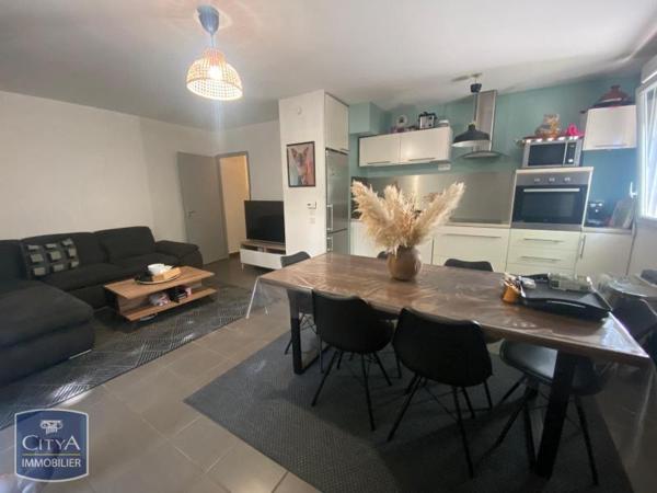 Appartement à louer 3 pièces 62.26m² Raismes (59590)