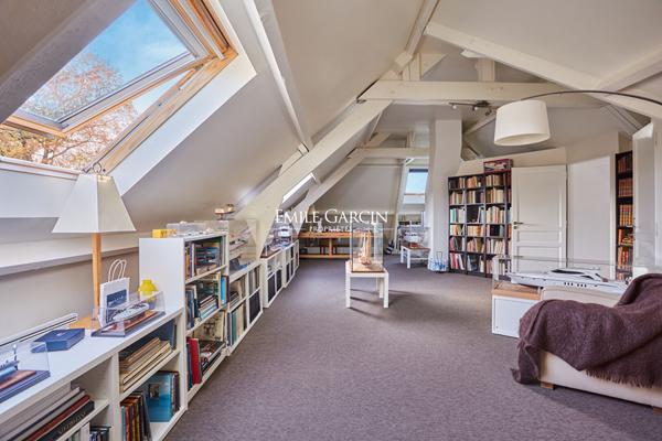 A vendre-Maison La Celle Saint Cloud -10 pièce(s) 265 m2-jardin