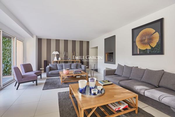 A vendre-Maison La Celle Saint Cloud -10 pièce(s) 265 m2-jardin