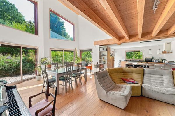 Vente Maison de luxe Évian-les-Bains 8 Pièces 228 m²