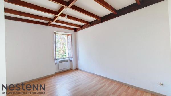 A Vendre Maison 4 Chambres + appartement T2, garages et dependance a Cazeres