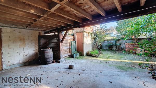 A Vendre Maison 4 Chambres + appartement T2, garages et dependance a Cazeres