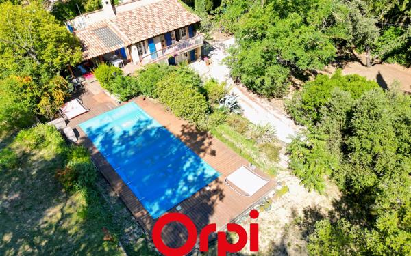 Maison à vendre    5 pièces • 117 m2 La Cadière-d'Azur