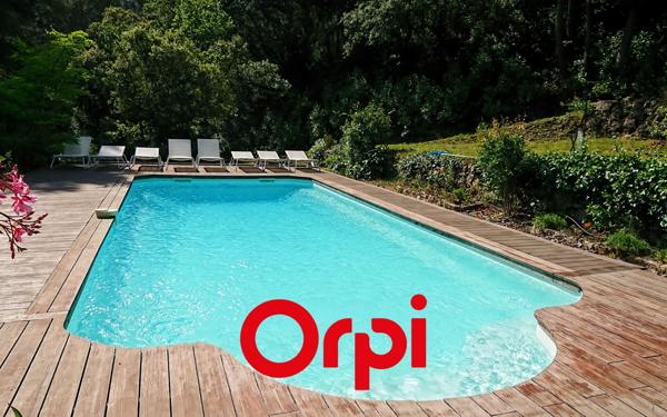 Maison à vendre    5 pièces • 117 m2 La Cadière-d'Azur