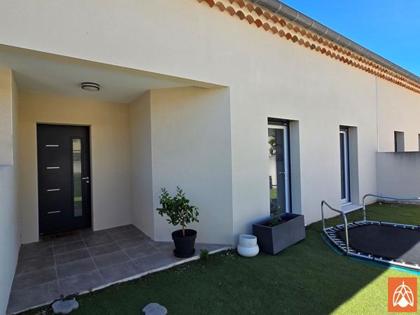 Maison 4 pièces - 118 m2 - La Fare les Oliviers La fare les oliviers Maison 4 pièces - 118 m2 - La Fare les Oliviers La fare les oliviers