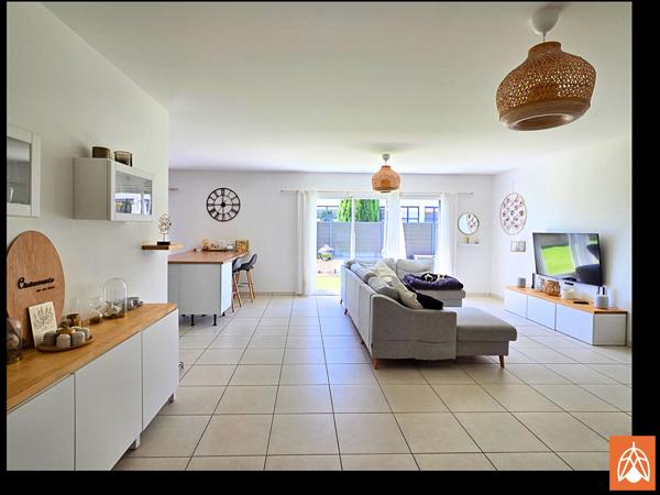 Maison 4 pièces - 118 m2 - La Fare les Oliviers La fare les oliviers Maison 4 pièces - 118 m2 - La Fare les Oliviers La fare les oliviers
