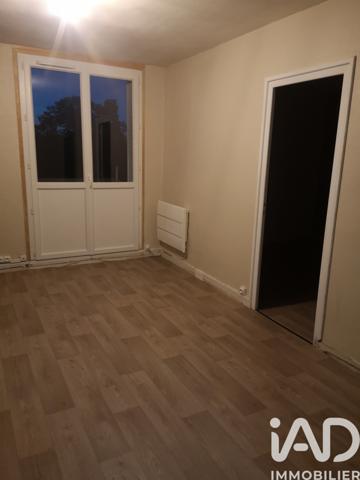 Appartement à vendre 4 pièces 61 m² Saint-Amand-Montrond