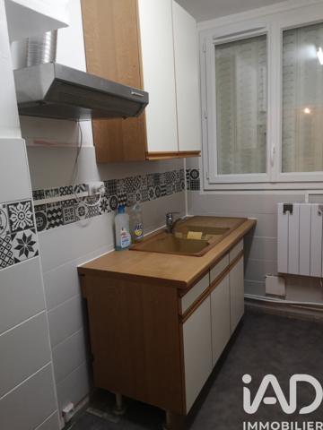 Appartement à vendre 4 pièces 61 m² Saint-Amand-Montrond