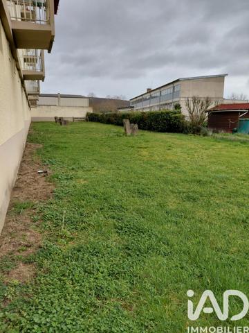 Appartement à vendre 4 pièces 61 m² Saint-Amand-Montrond