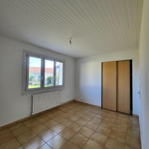 Maison, 85 m², plain-pied, Dreux (28100), 3 chambres, garage, terrain clos 458 m². Prix HAI : 174 700