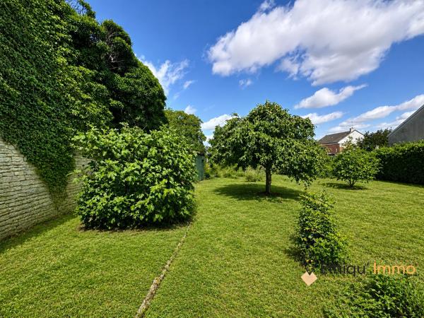 Maison au coeur de bayel avec terrasse jardin