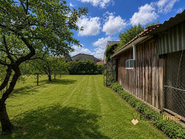 Maison au coeur de bayel avec terrasse jardin