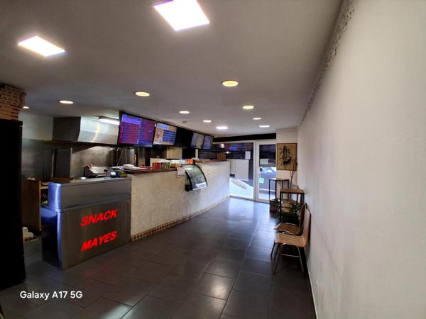 Snack / Pizzeria rentable 110 m² – Emplacement premium – Dunkerque
