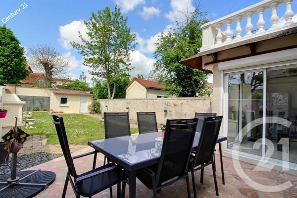 Maison à vendre  6 pièces - 150 m 2   CHATEAU THIERRY  - 02