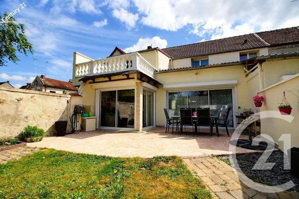 Maison à vendre  6 pièces - 150 m 2   CHATEAU THIERRY  - 02