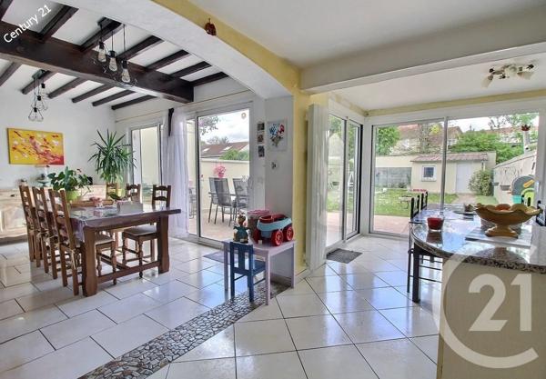 Maison à vendre  6 pièces - 150 m 2   CHATEAU THIERRY  - 02