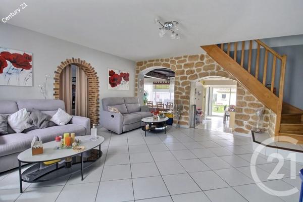 Maison à vendre  6 pièces - 150 m 2   CHATEAU THIERRY  - 02