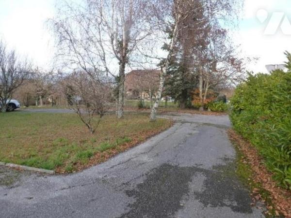 ESCLUSIVITE - VIRY- Maison de 1982 de type 5 d'environ 160m² sur 1574m²