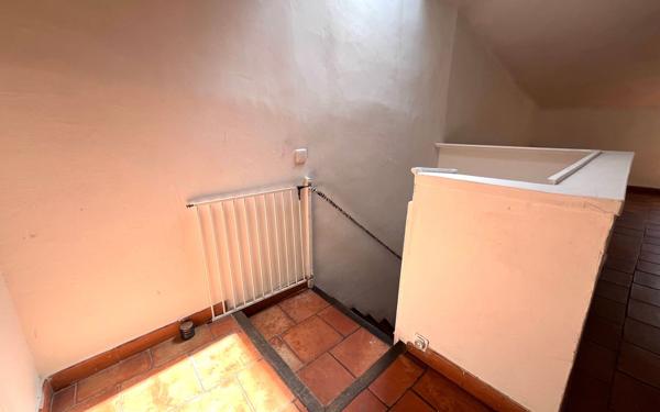 Immeuble à vendre    5 pièces • 132,65 m2 Vence