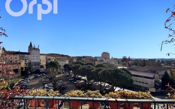 Appartement à vendre    6 pièces • 177,90 m2 Aubenas