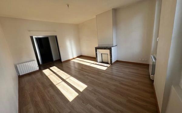 Appartement à louer    3 pièces •  Caussade