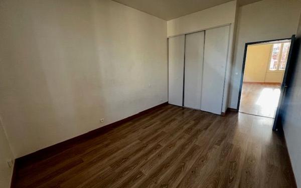 Appartement à louer    3 pièces •  Caussade