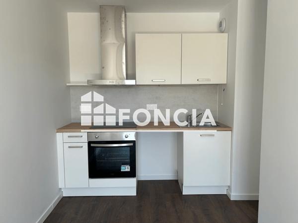 Location Appartement 2 pièces 42.79 m² - LES CHRYSALIDES Pont De Metz 80480
