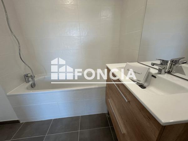 Location Appartement 2 pièces 42.79 m² - LES CHRYSALIDES Pont De Metz 80480