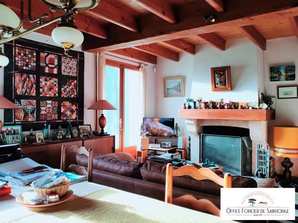 Villa 130 m² sur magnifique terrain au calme 