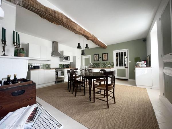 MAISON DE VILLE AVEC 5 CHAMBRES, JARDIN ET GARAGE