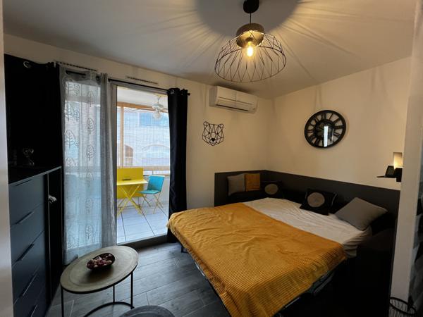 Le Cap d'Agde (34300) DEPT 34 - LE CAP D'AGE. STUDIO CABINE, 4 COUCHAGES. MEUBLÉ