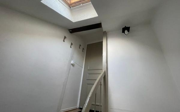 Appartement à louer    3 pièces • 32 m2 Reims