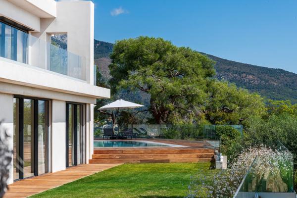 Vente Maison contemporaine Roquebrune-Cap-Martin 6 Pièces 239.25 m²