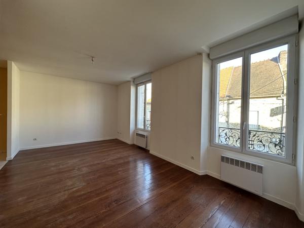 Faremoutiers (77515) LOCATION APPARTEMENT F2 HYPER CENTRE FAREMOUTIERS