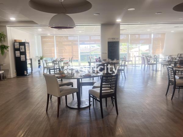 Appartement
         1 pièce
        - 44 m² 134 000 € *