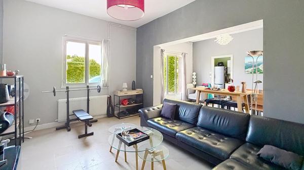 169 M2 de plain-pied sur 840 m² de terrain.