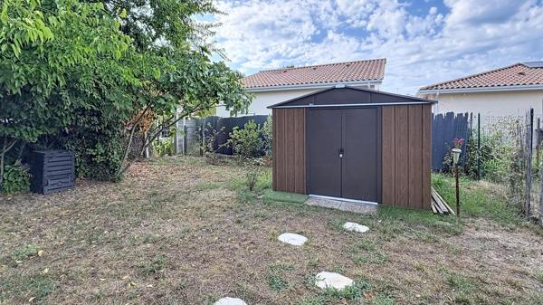 169 M2 de plain-pied sur 840 m² de terrain.