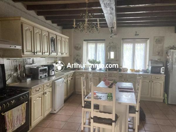 Vente Maison 5 pièces 138 m2 à Neuilly-le-Vendin