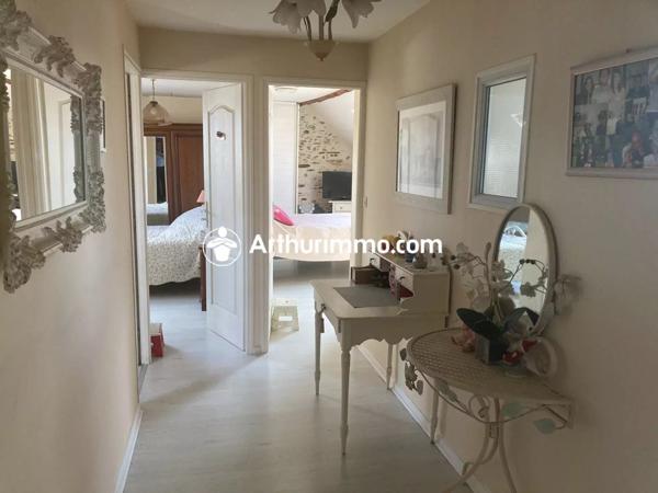 Vente Maison 5 pièces 138 m2 à Neuilly-le-Vendin