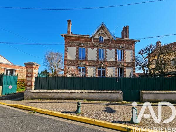 Maison à vendre 11 pièces 202,69 m² Coubert