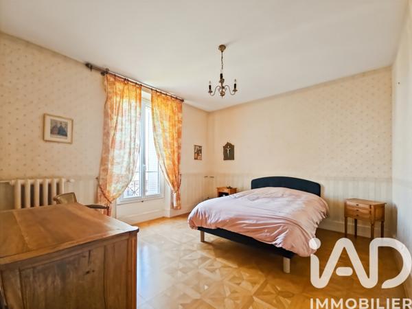 Maison à vendre 11 pièces 202,69 m² Coubert