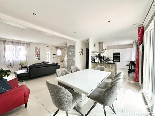 Maison à vendre 7 pièces 150 m² Villemoisson-sur-Orge