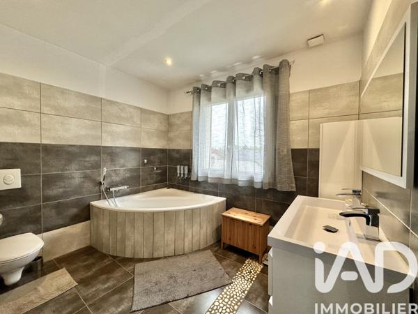 Maison à vendre 7 pièces 150 m² Villemoisson-sur-Orge