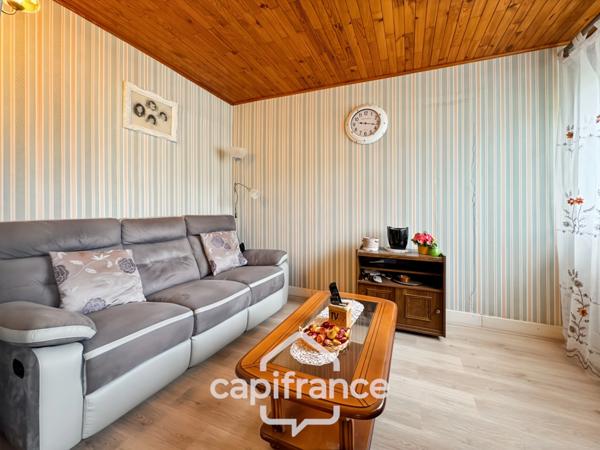 Maison à vendre 5 pièces de 75m² à Roussillon (38)